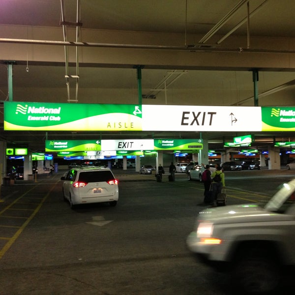 rent a car to airport